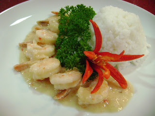 camarão ao coco com arroz iguaria